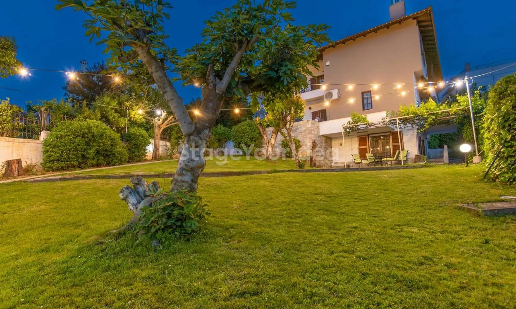 Villa Hillock: Traditional Luxury with Garden for Gatherings Thessaloniki Greece
