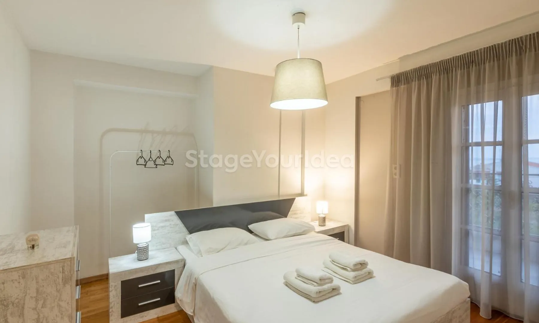 Villa Hillock: Traditional Luxury with Garden for Gatherings Thessaloniki
