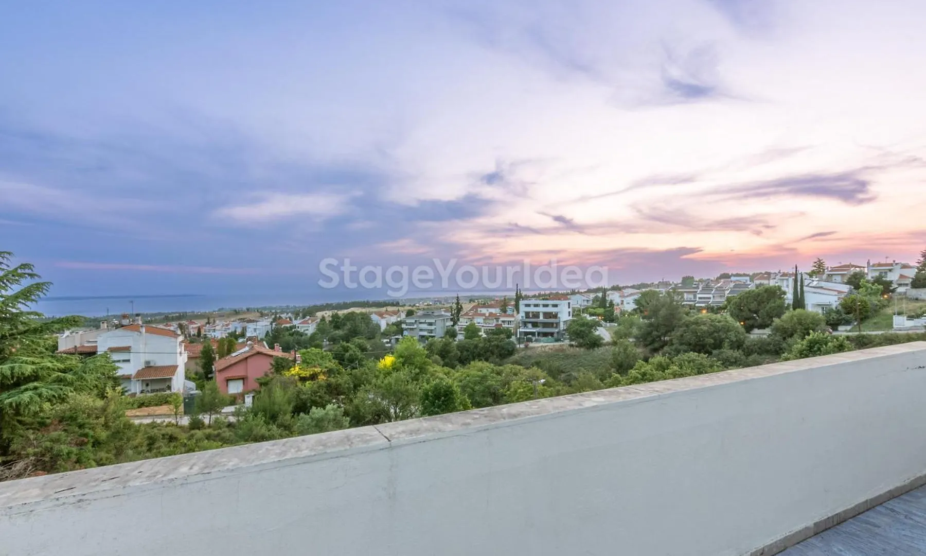 Τraditional Fully Detached Villa On A Luxurious Hillock Of Thessaloniki With Its Own Garden Also For Family & Wedding Gatherings For 10 To 25 People Only 15 Minutes From Airport